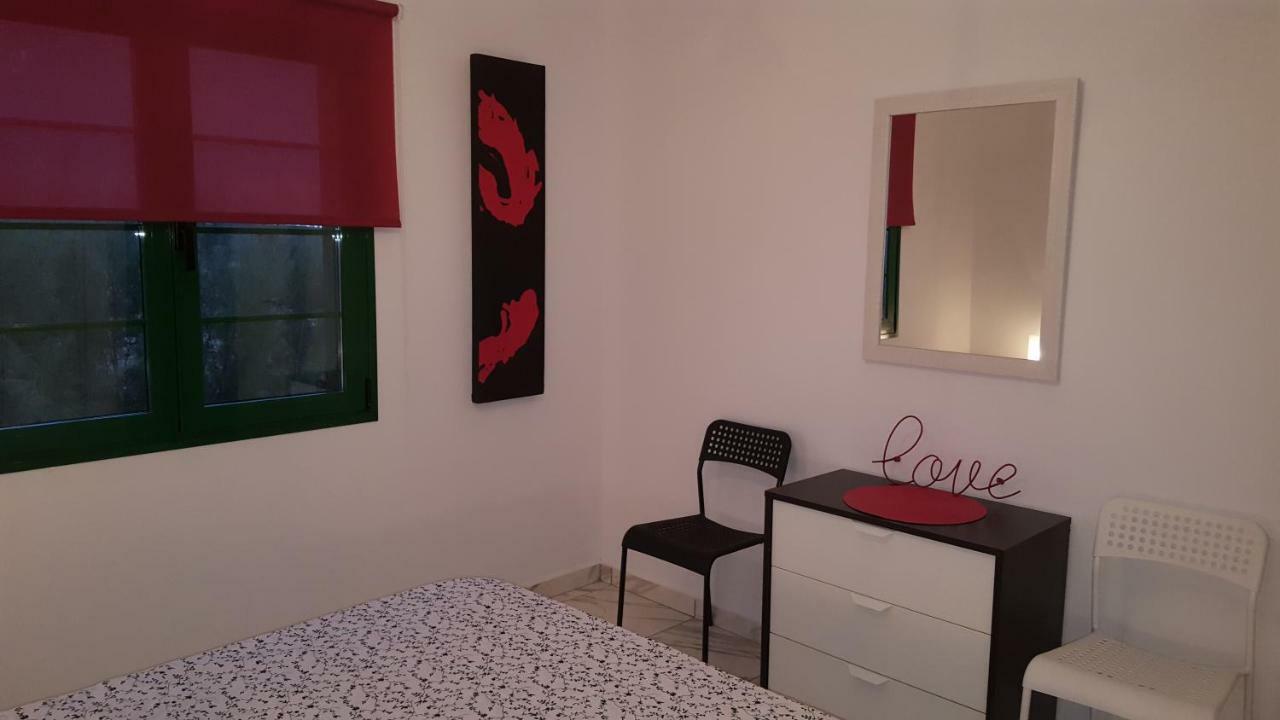 Puerta Del Sol La Rossa Apartment Caleta De Fuste Exterior photo
